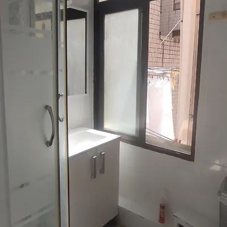 Bilbao Habitaciones * בילבאו